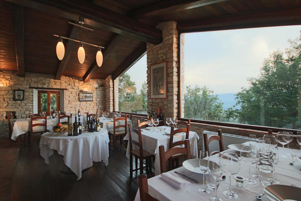Agriturismo Valdifiori Sassoferrato Luaran gambar